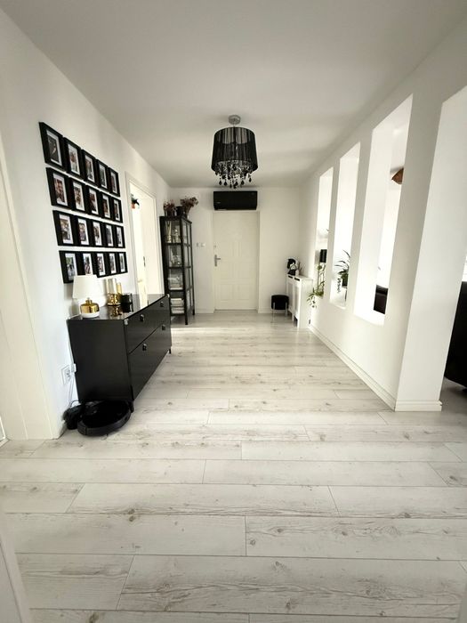 Na sprzedaz przestronne, 3-pokojowe mieszkanie