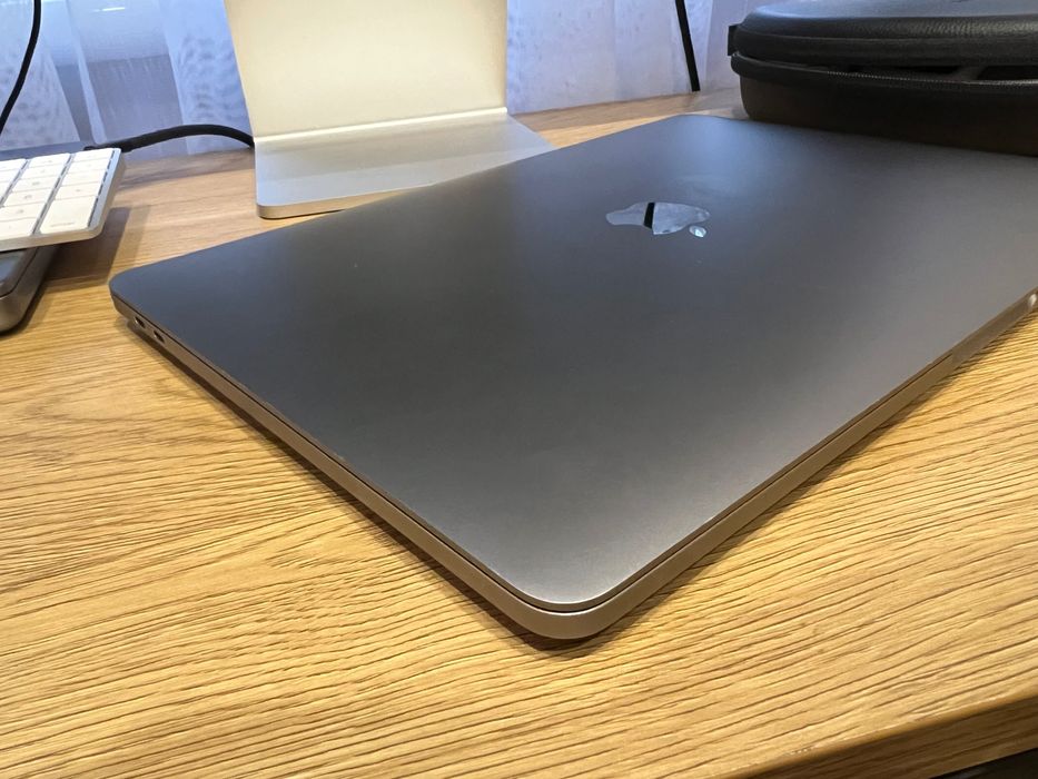 MacBook Pro 13’ 2020 A2338 M1/16GB/256GB - MDM на запчастини