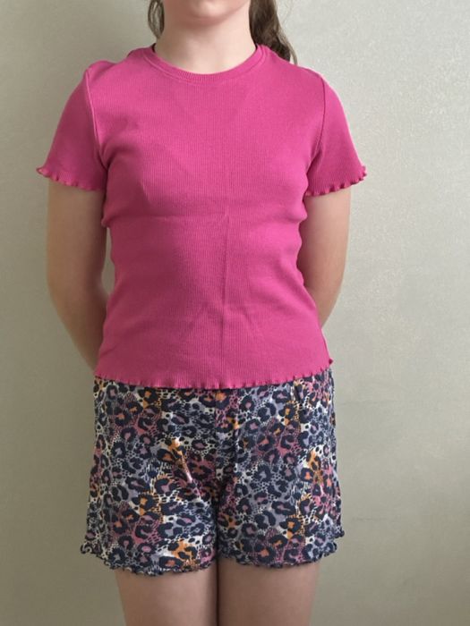 Літній костюм для дівчинки 10 років, зріст 134-140 см.