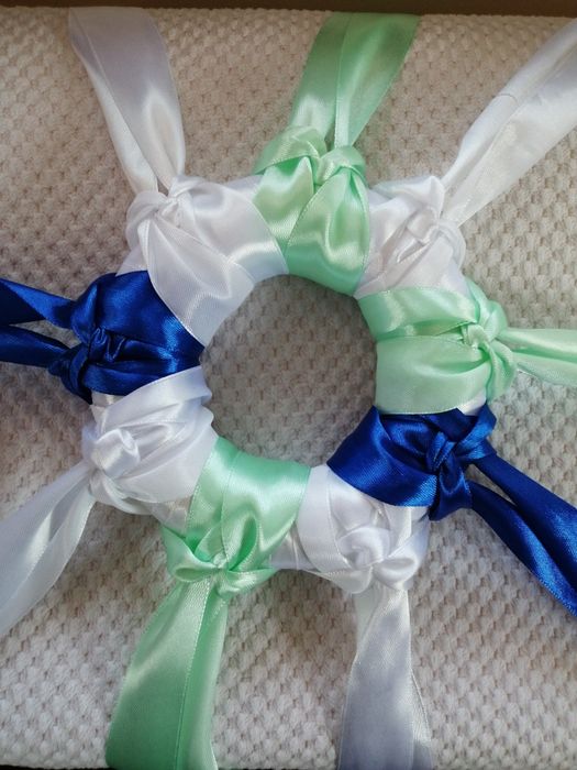 Ring oczepinowy 18 wstążek