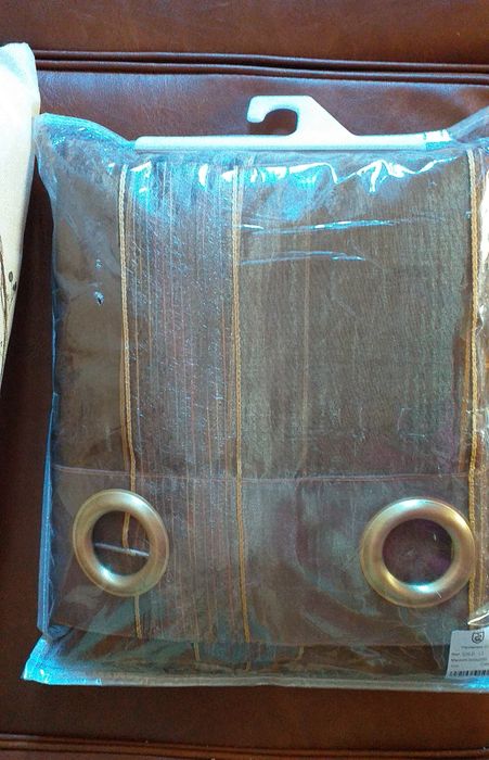 2 cortinados em organza