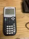 Calculadora Gráfica TEXAS TI-84 Plus