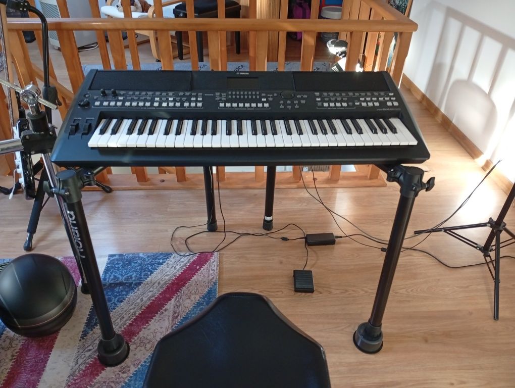 Suporte de bateria/teclado Roland MDS-4