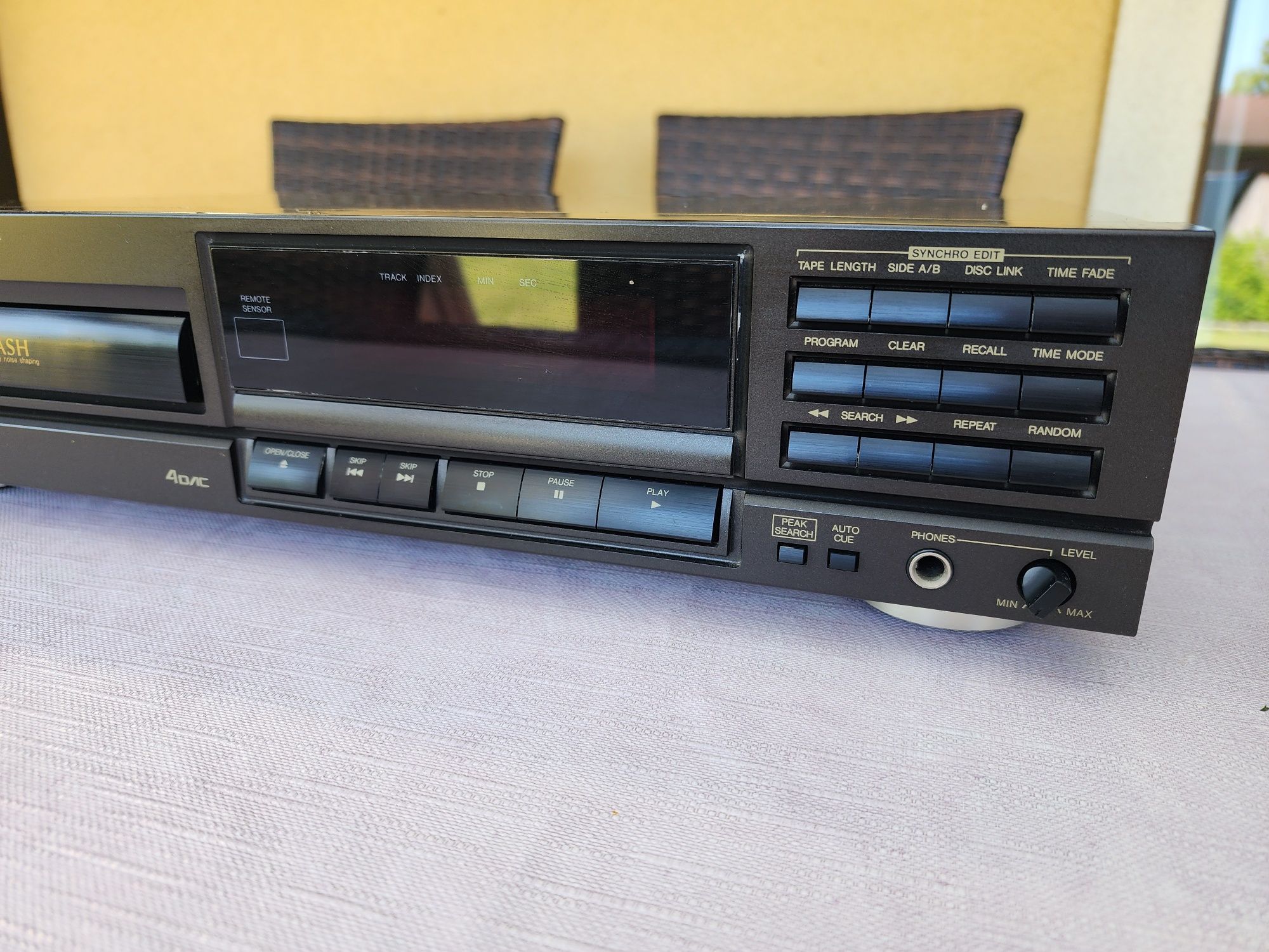 CD odtwarzacz Technics SL-PG200A
