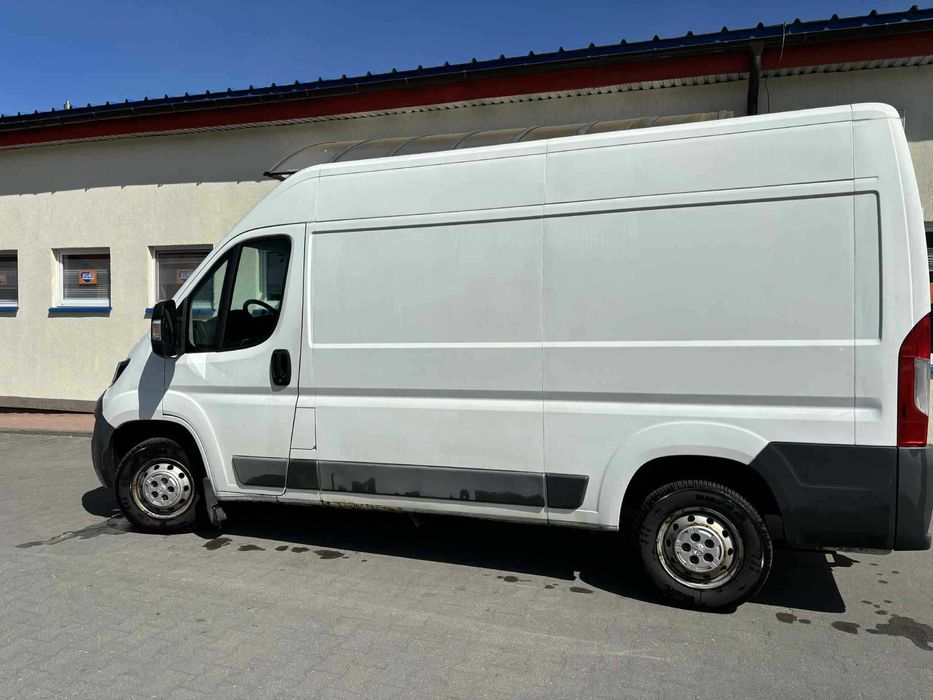 BUS Peugeot Boxer 2.2 HDi • 2015 • ładowność 3,3 t • DMC 5,8 t