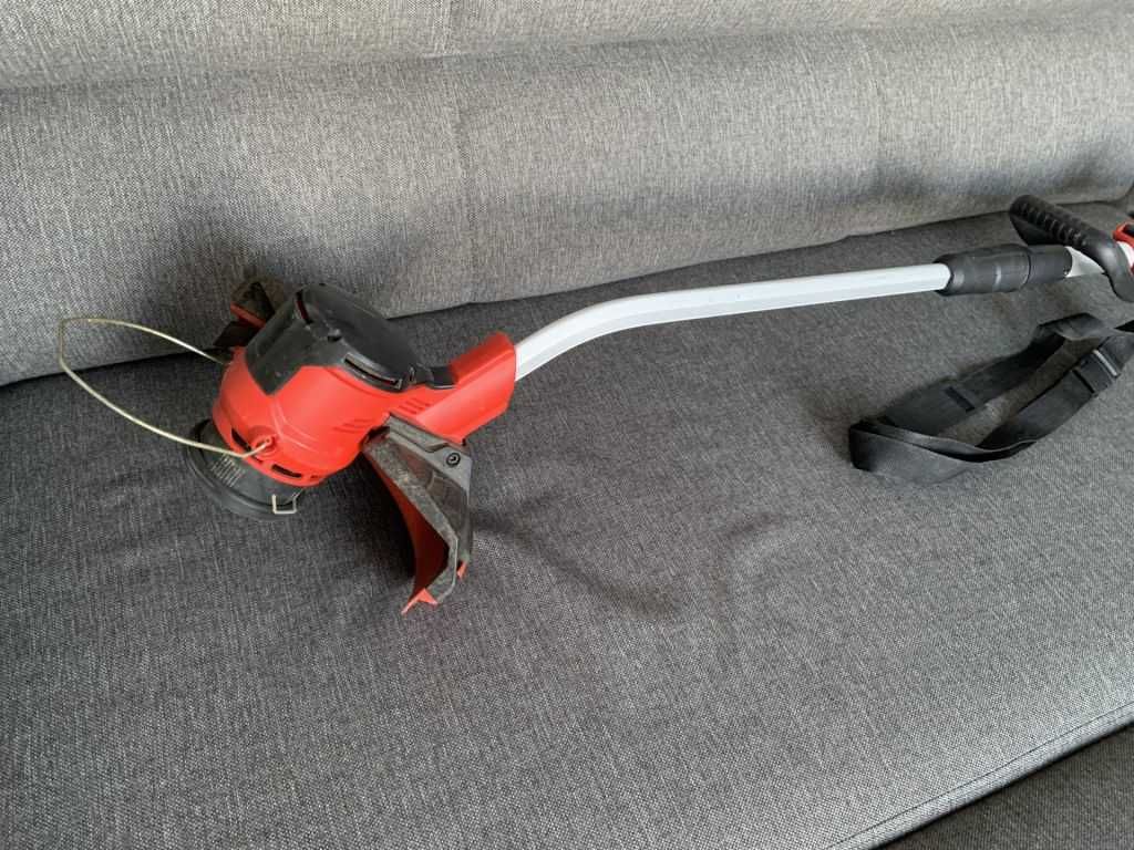 Аккумуляторная мотокоса Einhell GE-CT 36/30 Li E -  Solo 36V , рабочая