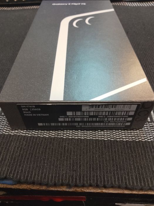 Samsung galaxy Zflip 7 fe sm-f761b 8gb/256gb zaplombowany nówka