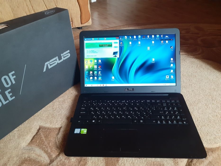 Ноутбук ASUS для роботи і для ігри