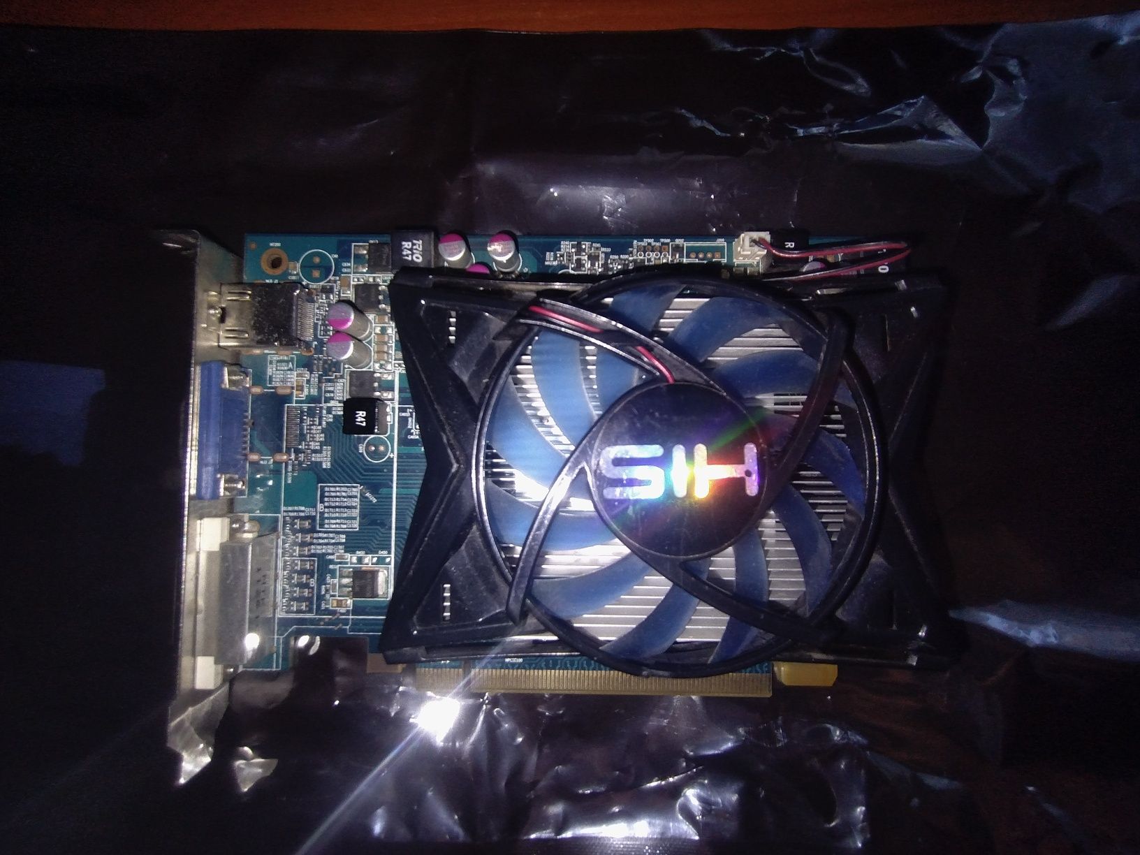Radeon HD 6570 1GB GDDR5