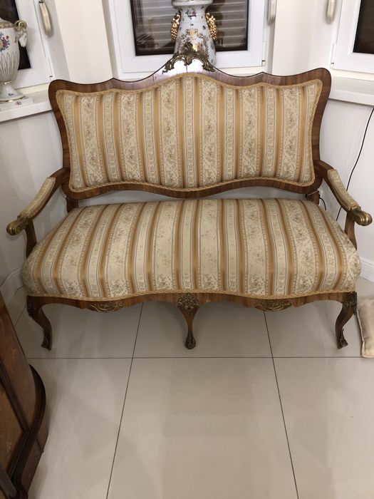 Piekna  sofa ludwika