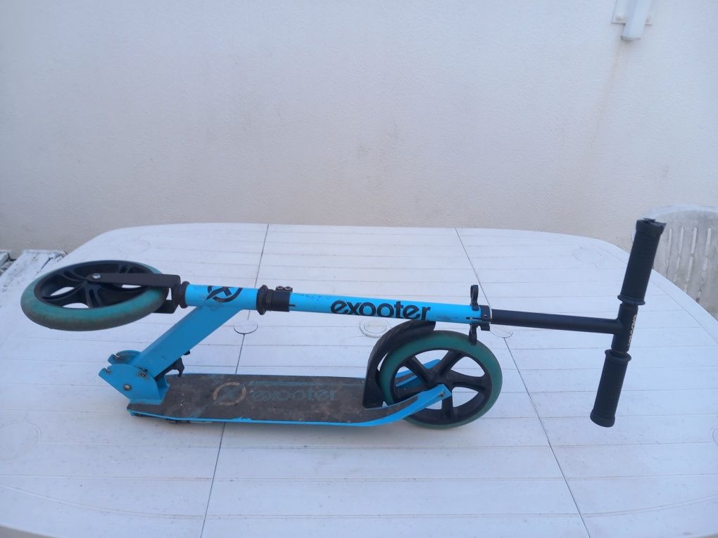 Trotineta azul Exooter