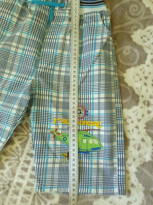 Krótkie spodenki 128