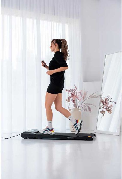 Bieżnia elektryczna treningowa składana do biegania Pace Pro EP60