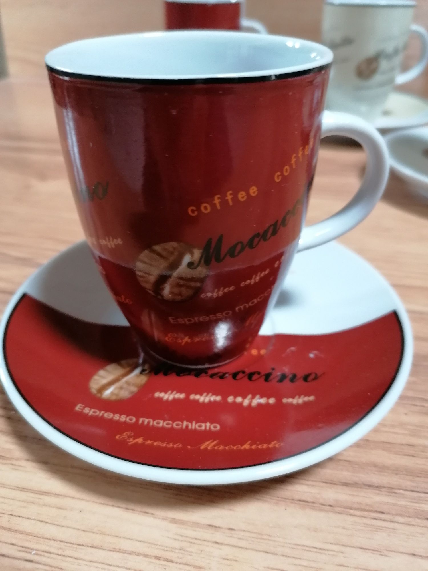 Filiżanki Caffe latte.