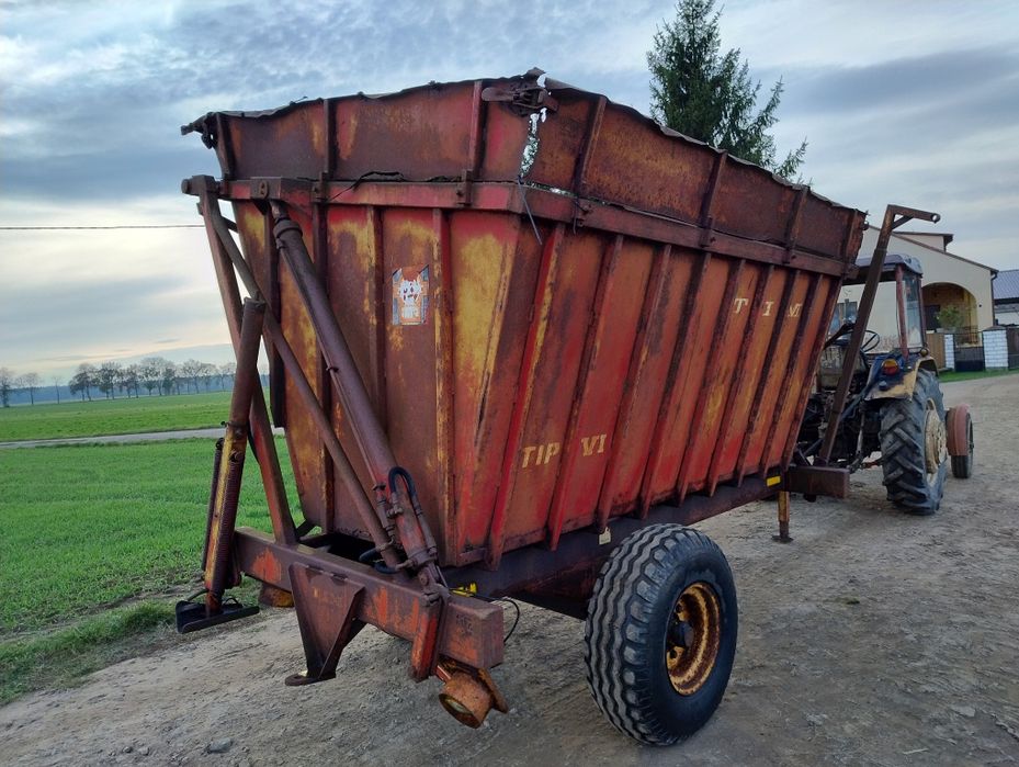 Przyczepa wywrotka wysokiego składowania