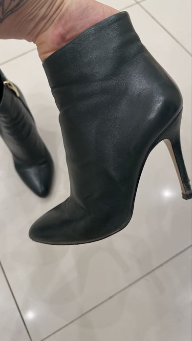 Віддам черевички шкіряні б/у