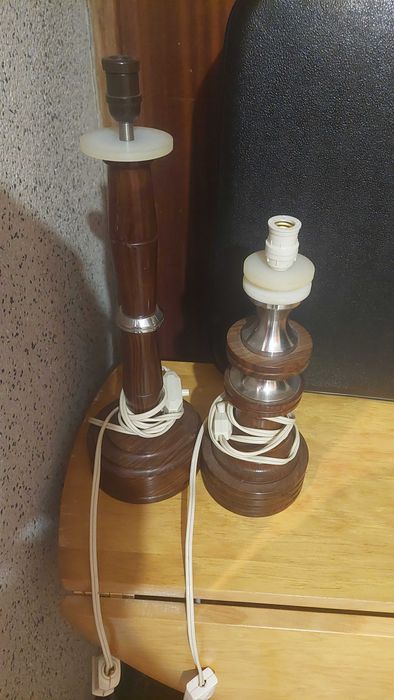 Móveis em Mogno e outros