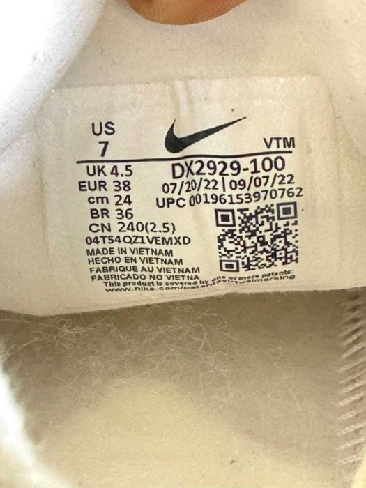 Кросівки Nike W Waffle One Vntg DX2929-100 (38)