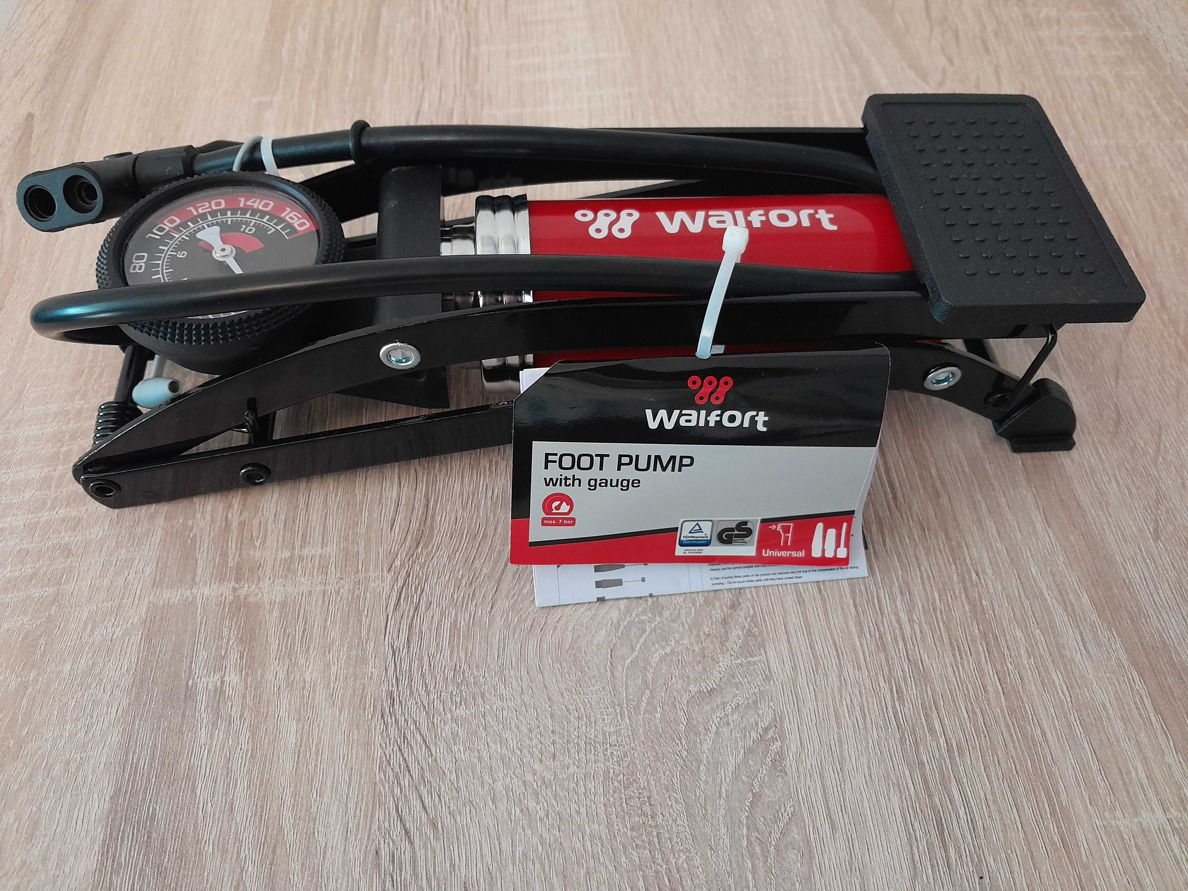 Nowa pompka nożna Walfort z manometrem.