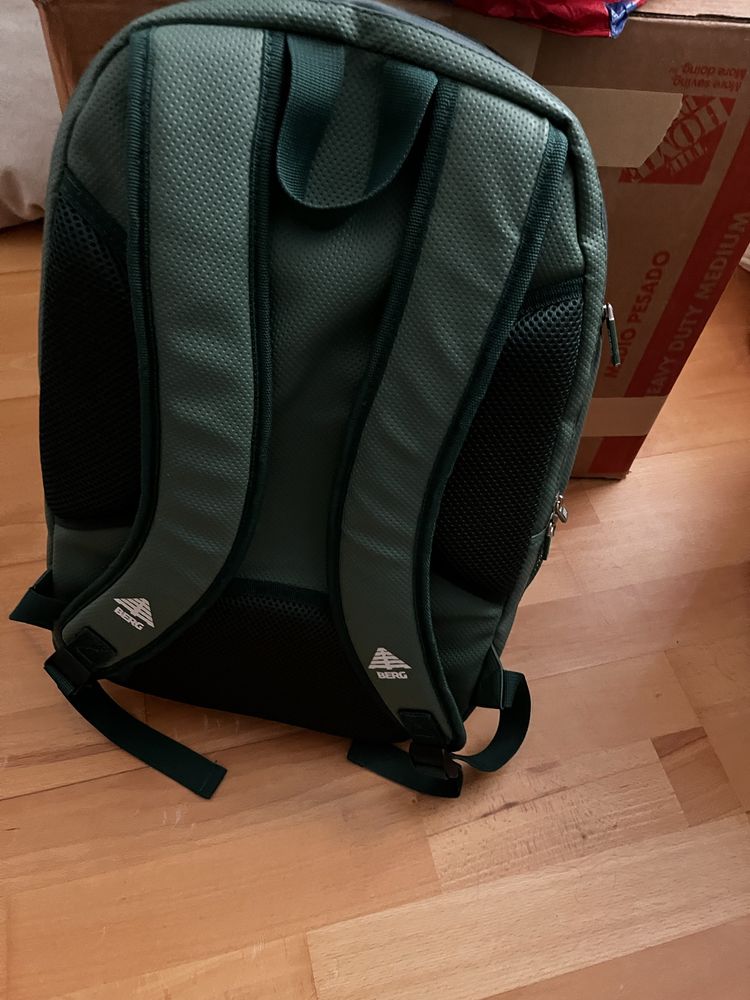 Mochila de Desporto 30L Verde Berg (Padel)