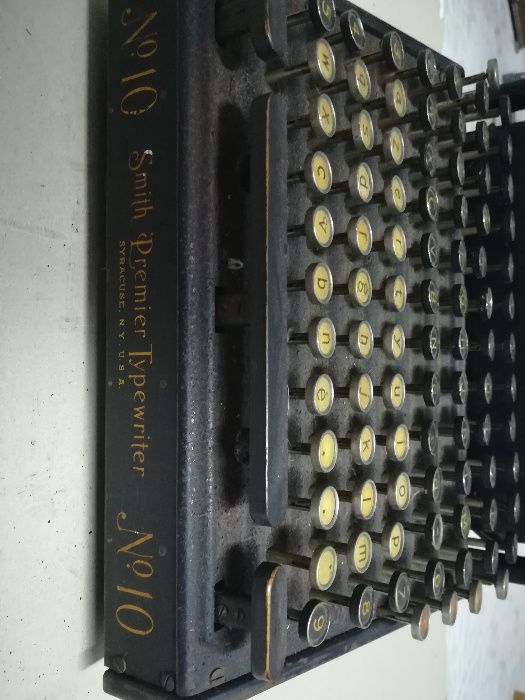 Máquina de escrever Smith Premier nº 10