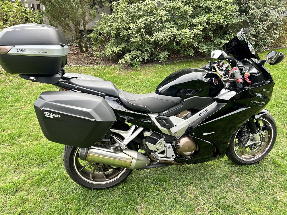 Honda vfr 800, vtec , abs, tc czarna.