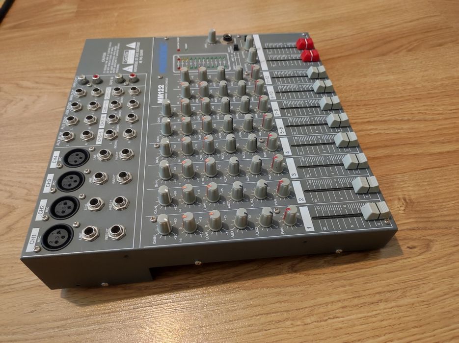 PHONIC MM122 (mesa de mistura)