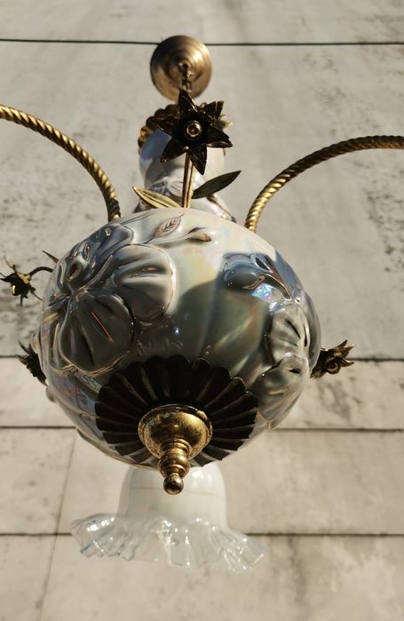 Candeeiro aplicação ao teto, estrutura em latão e cerâmica