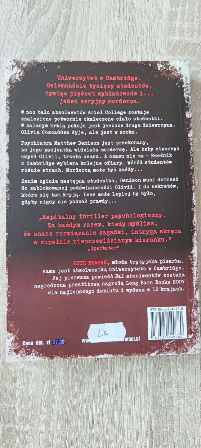 Książka "Bal absolwentów" Ruth Newman