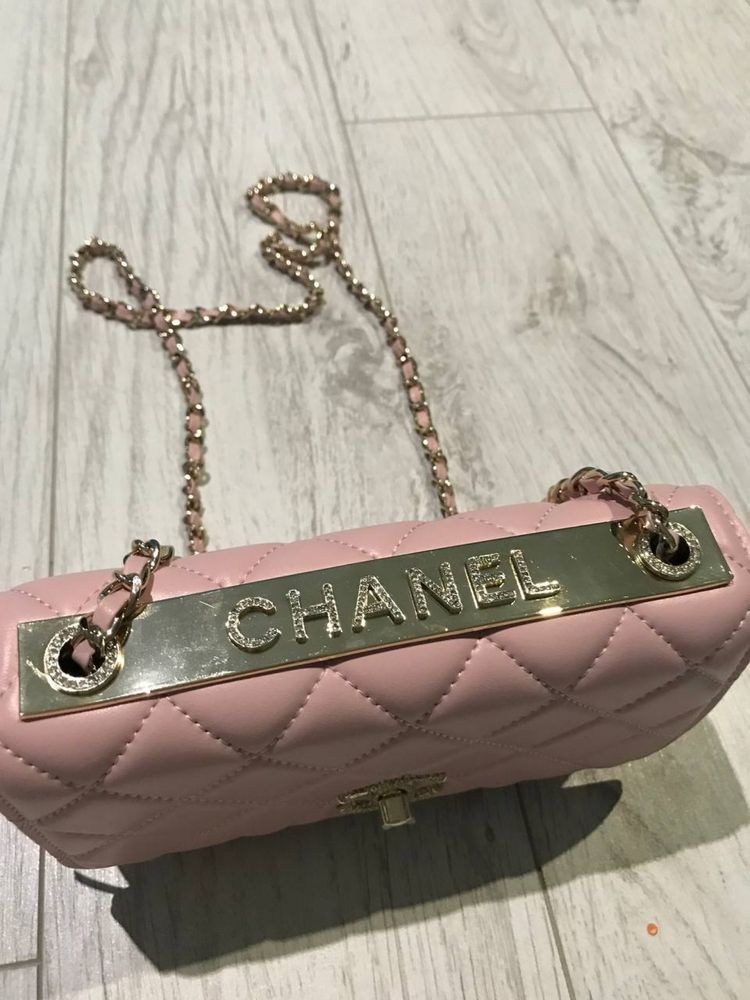 Сумка chanel клатч рожева шкіра оригінал номер wallet on chain