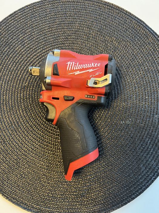 Klucz udarowy Milwaukee m12 FIWF12