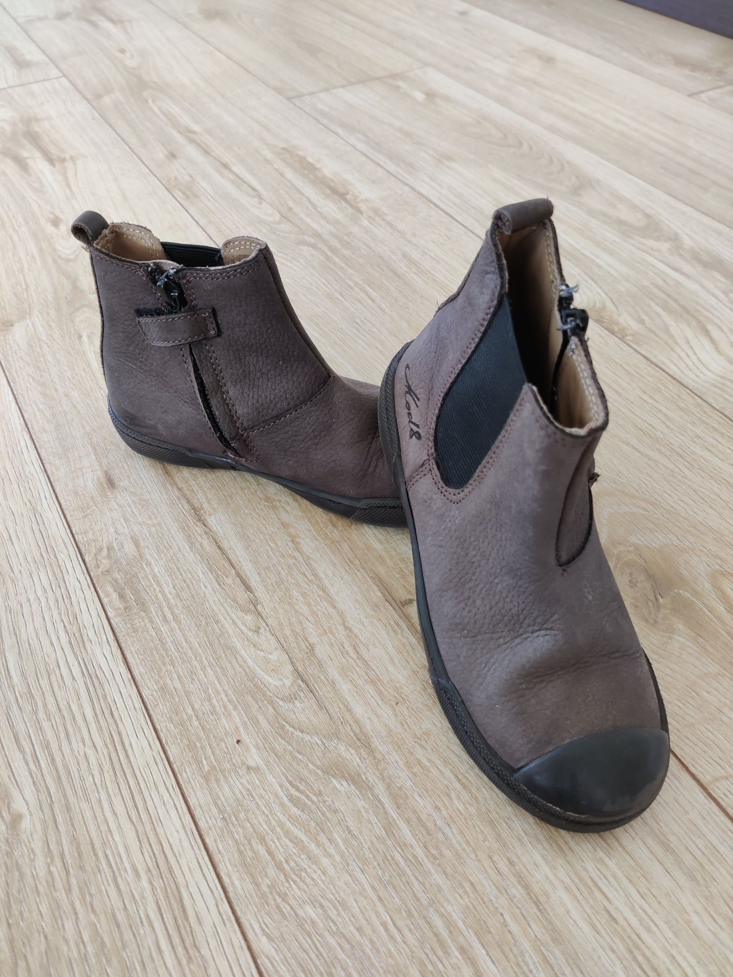 Buty Mod8 trzewiki 29 zamek eleganckie skóra sztyblety botki