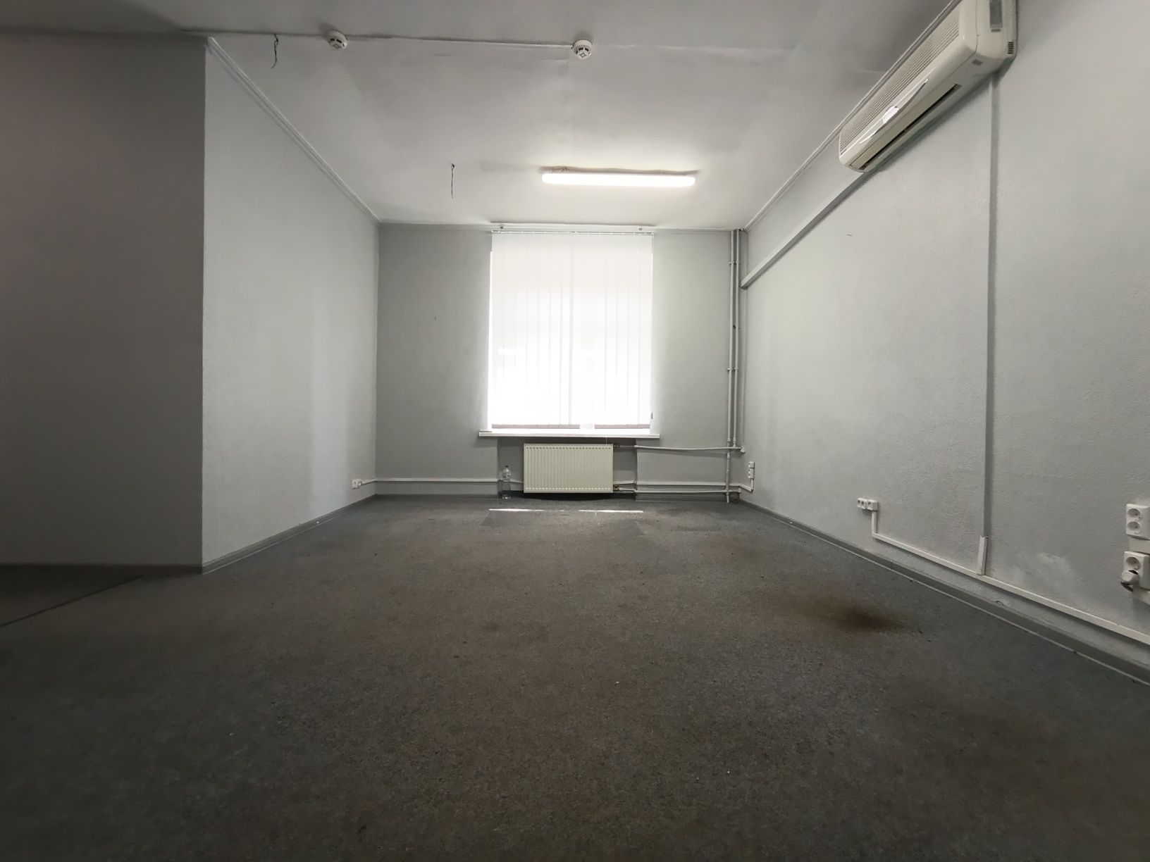 Без комісії | 1й поверх | 37 м² | Шулявка, Гарматна, Вацвала Гавела