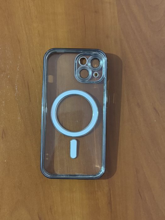 Чохол на iPhone 15