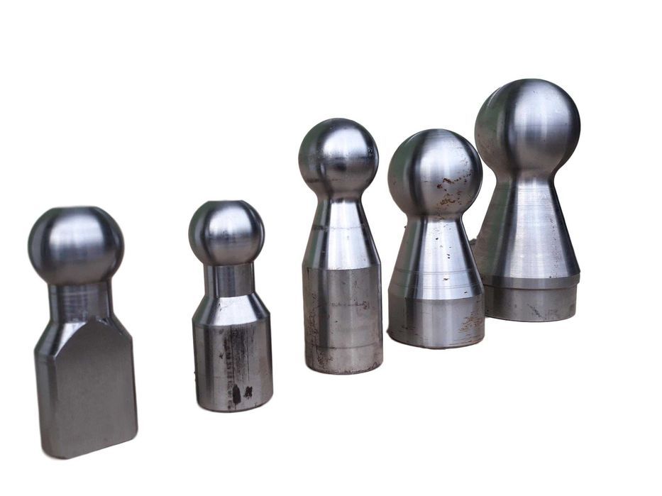 Zestaw kul "80" i szczęk "32" do wywrotki do 16 Ton na 3 strony