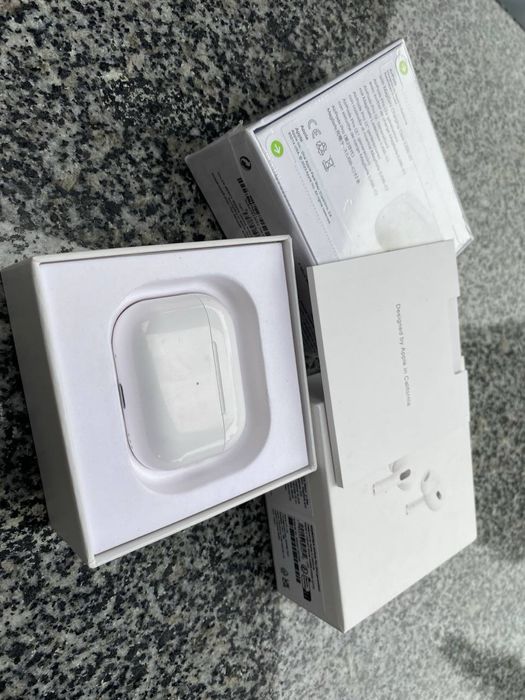 Airpods pro 2, з шумоподавом + гарантія 32 дні