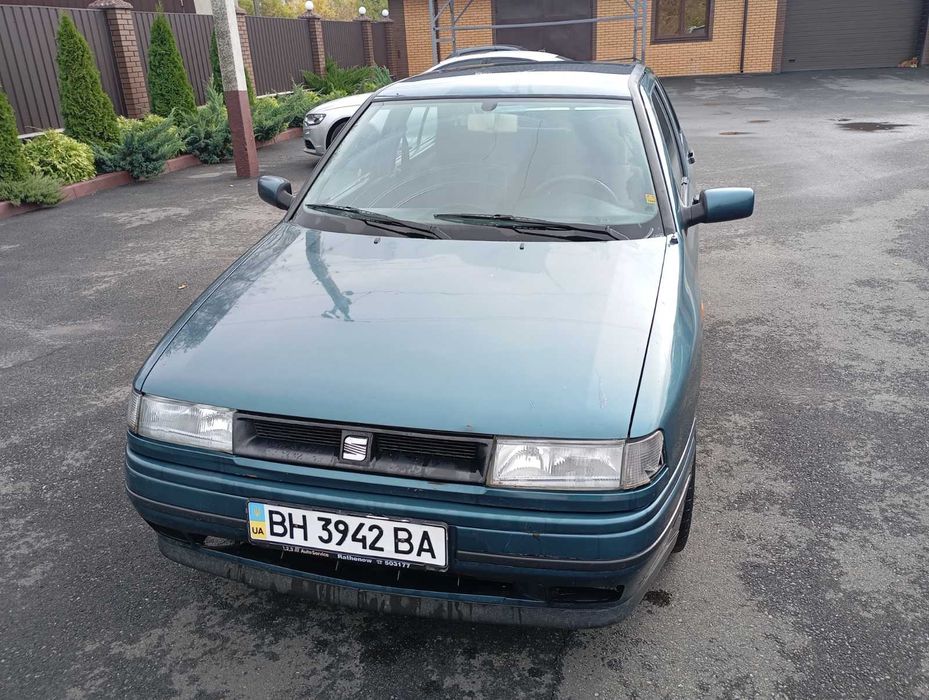 Продам seat toledo