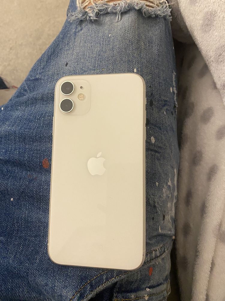 iphone 11 em bom estado