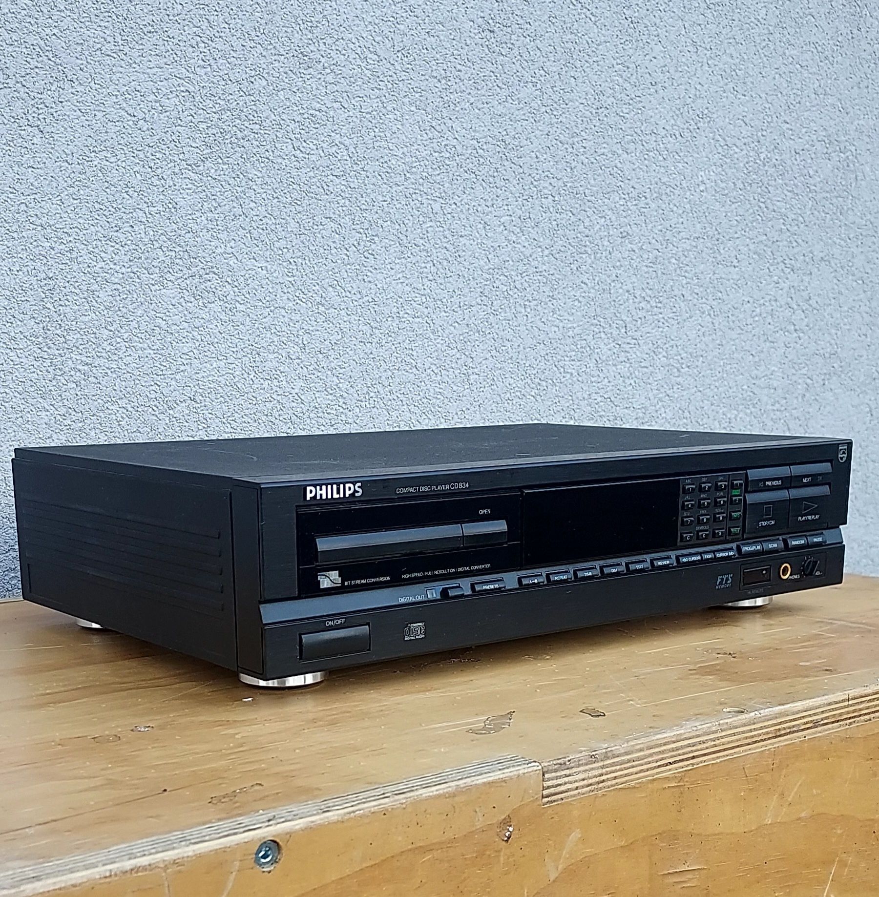 Odtwarzacz CD Philips CDP-834