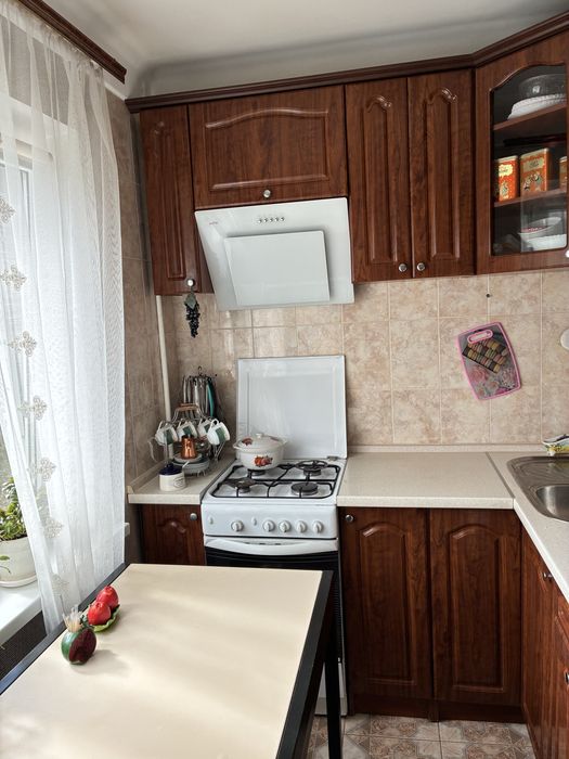 Продам 2 кв с раздельными комнатами на Космосе г Запорожье