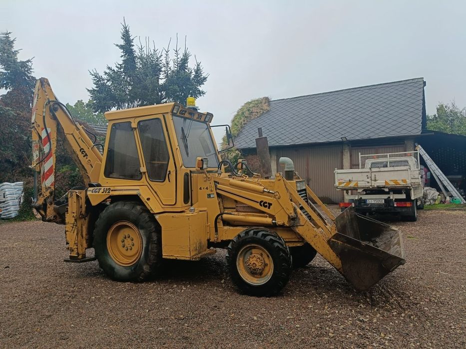 koparko ładowarka CAT  nie JCB 2CX