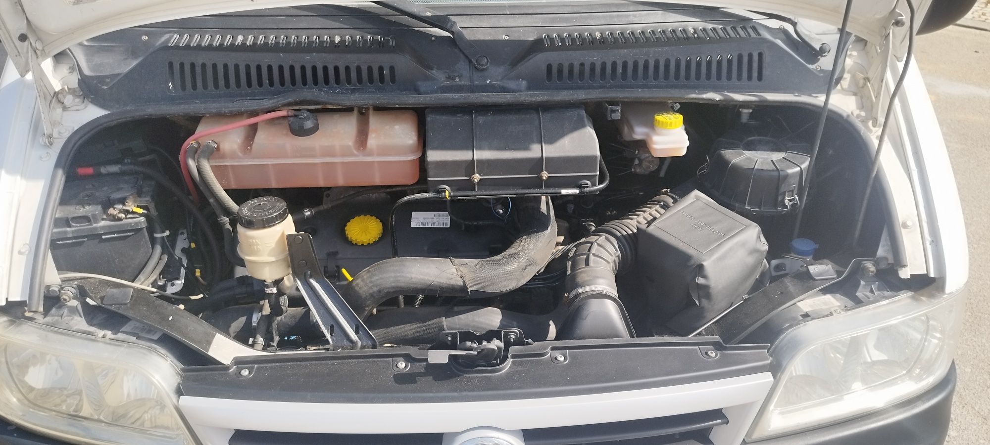 Autocaravana com beliche - climatizador viesa
