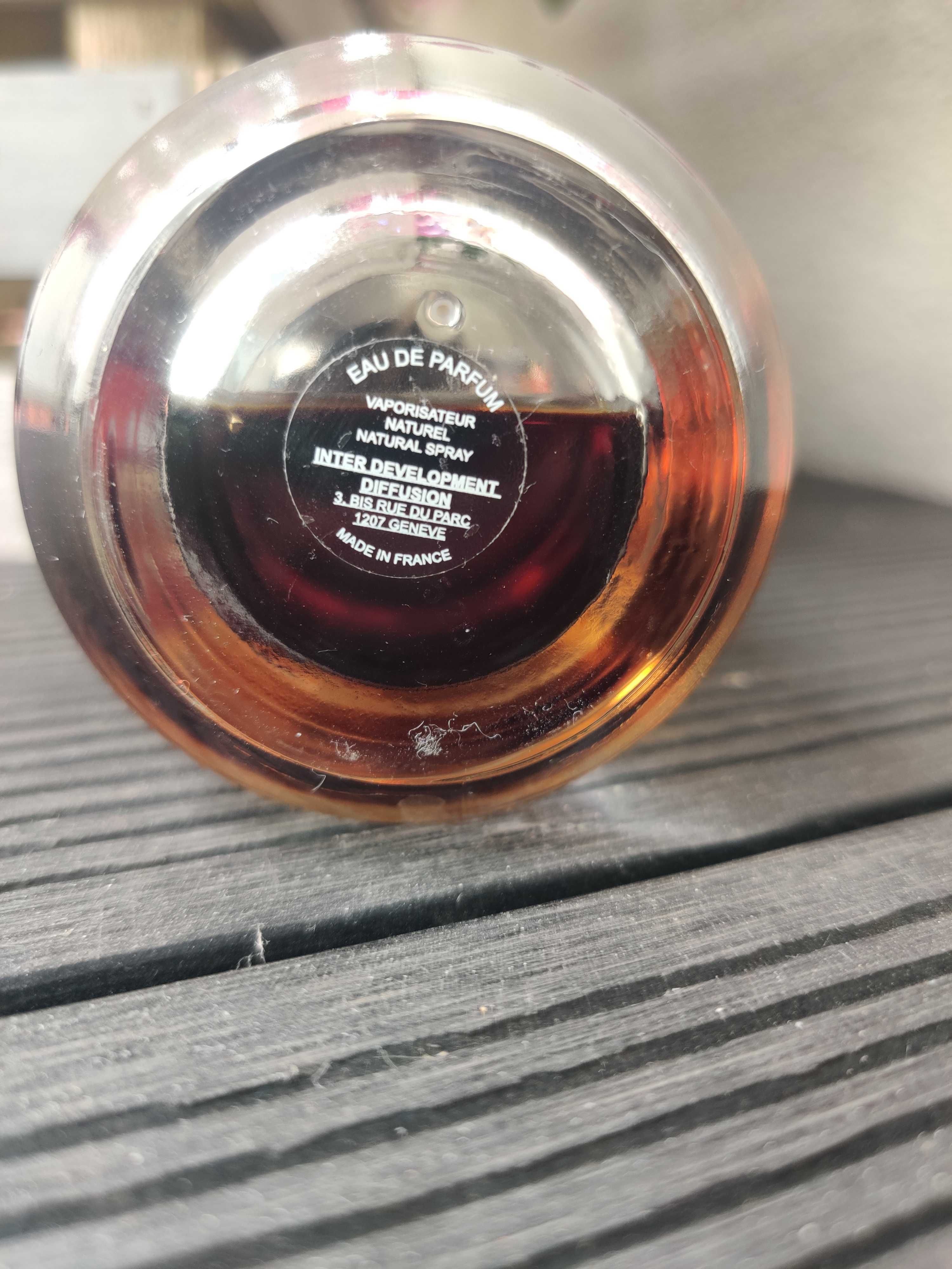 Macera 120 ml z widocznym ubytkiem.