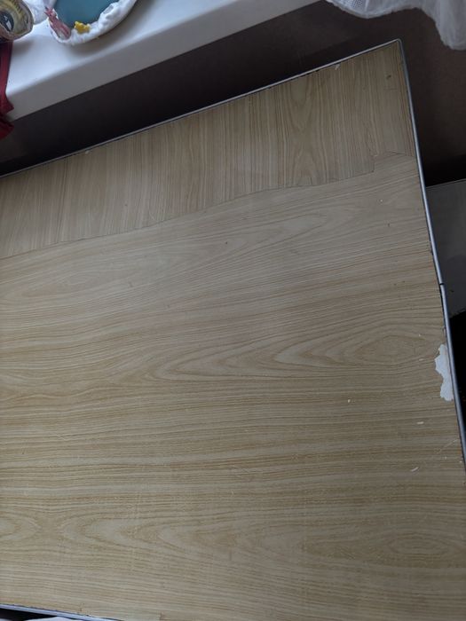 Подарую обідній стіл. Хортицький рн