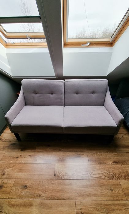 Kanapa dwuosobow nierozkładany.