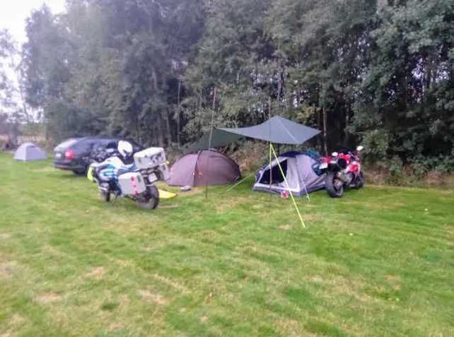 Pole Namiotowe pod Laskiem