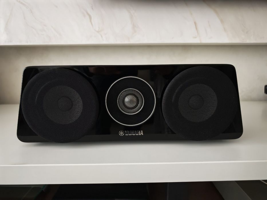 Yamaha NS-C500 piano black - центральний динамік