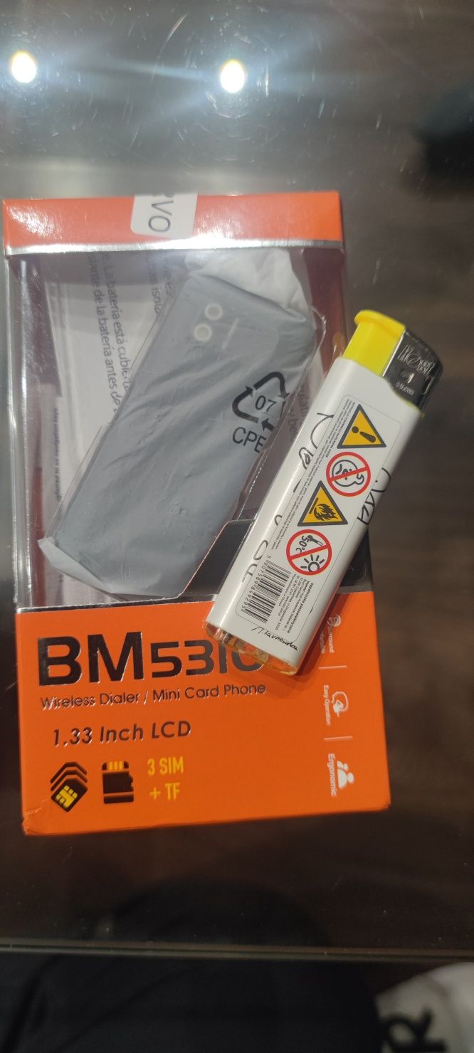 Mini telefon komórkowy szpiegowski 3 karty SIM zmiana głosu