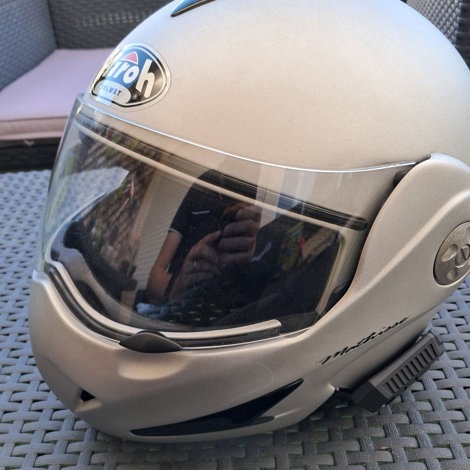 Capacete MODULAR Airoh Mathisse c/ Bluetooth