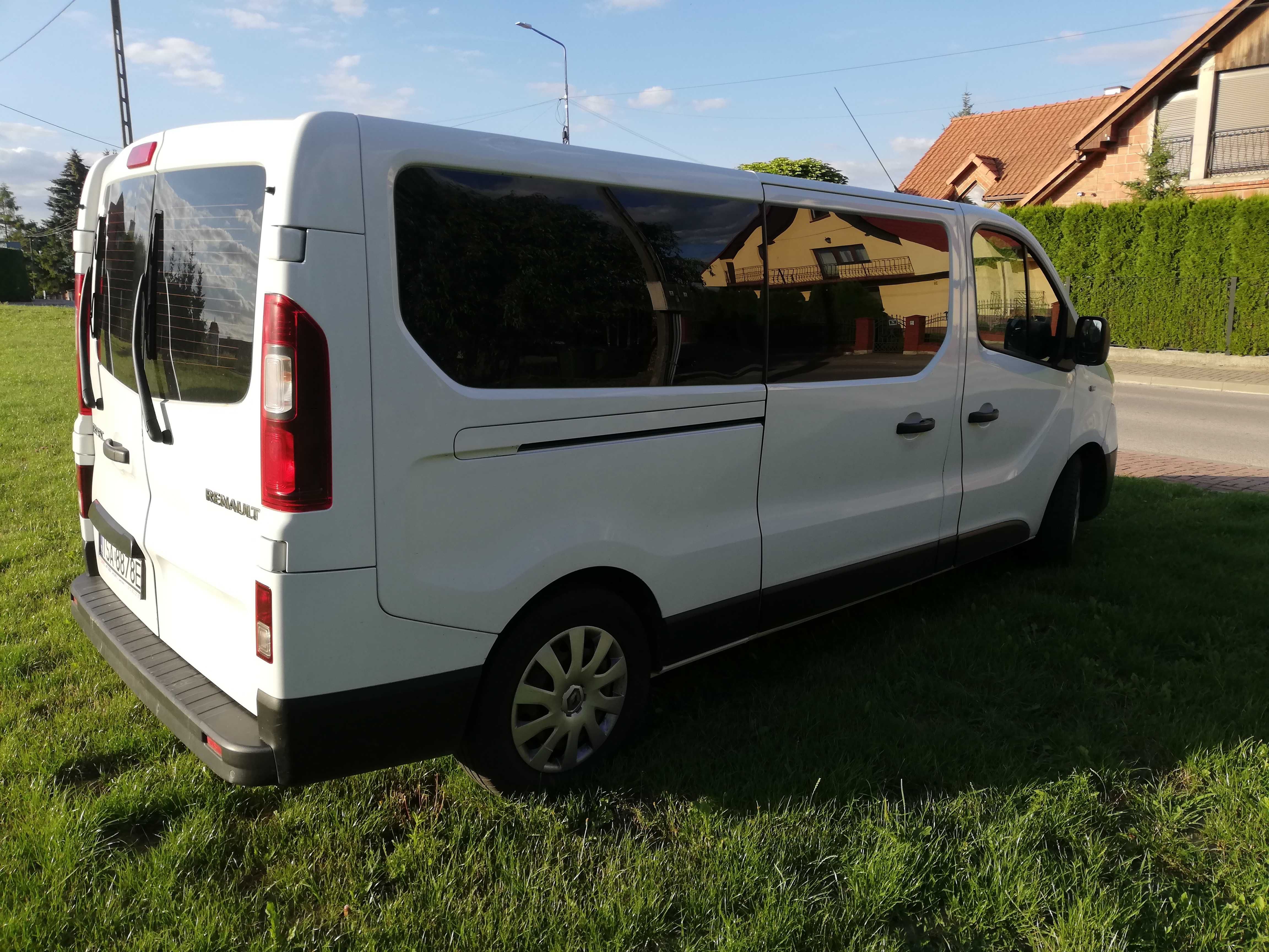 Przewóz osób  usługi transportowe.